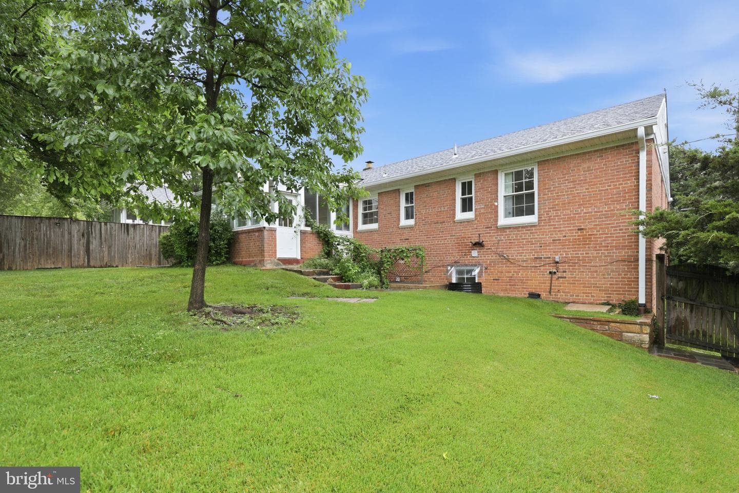 9706 Dameron Drive photo 35