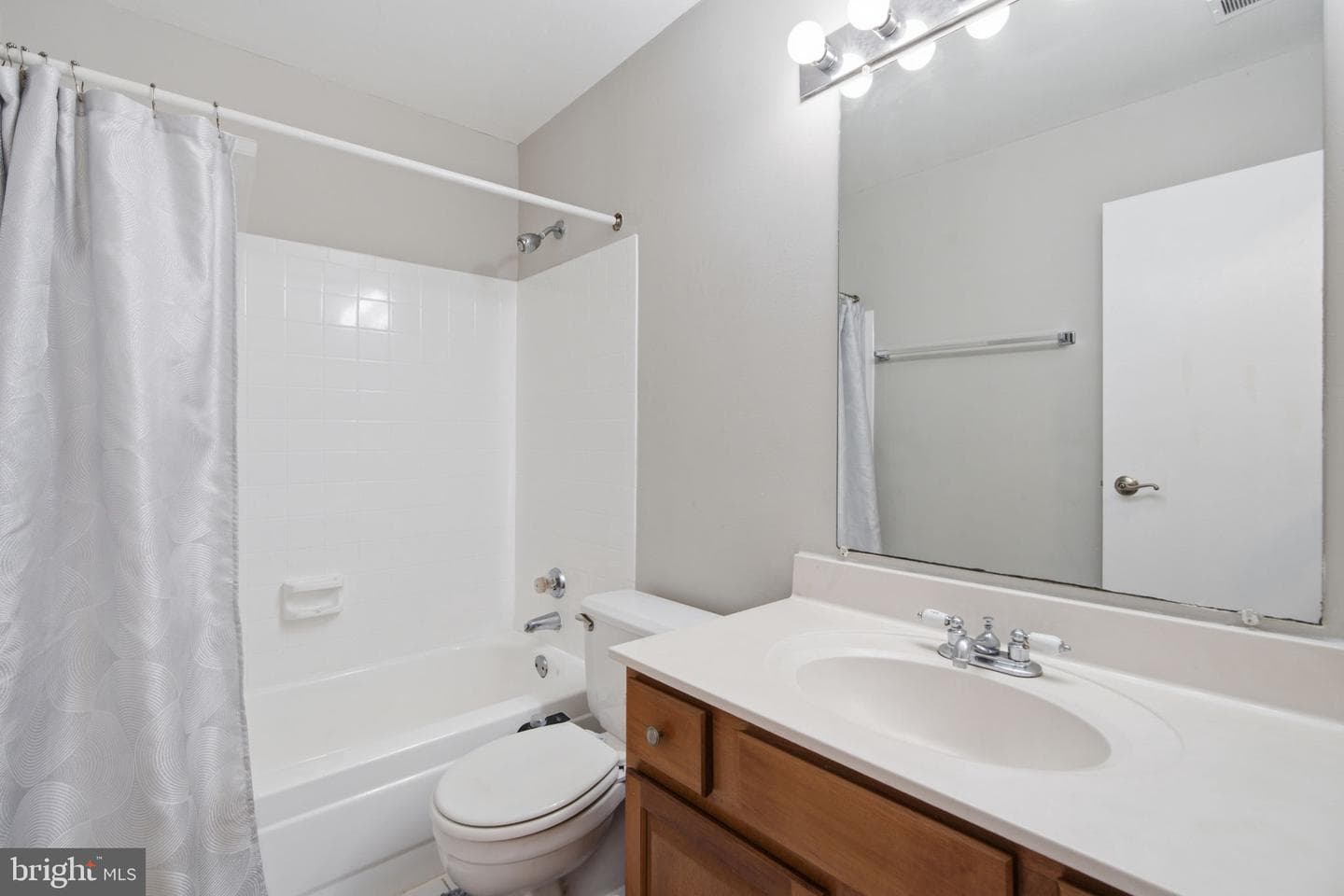 18516 Boysenberry Drive #204 photo 21