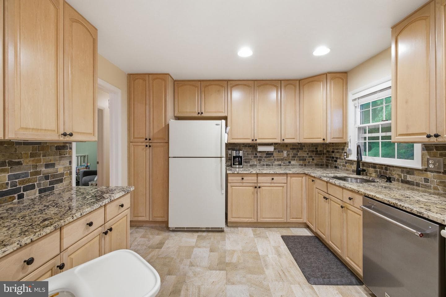 11937 Bayswater Road photo 12