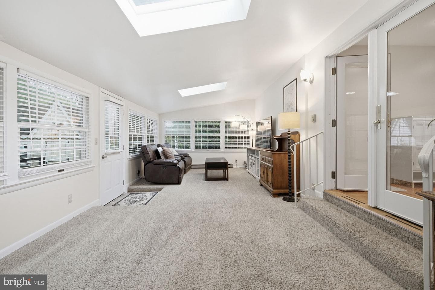 11937 Bayswater Road photo 24