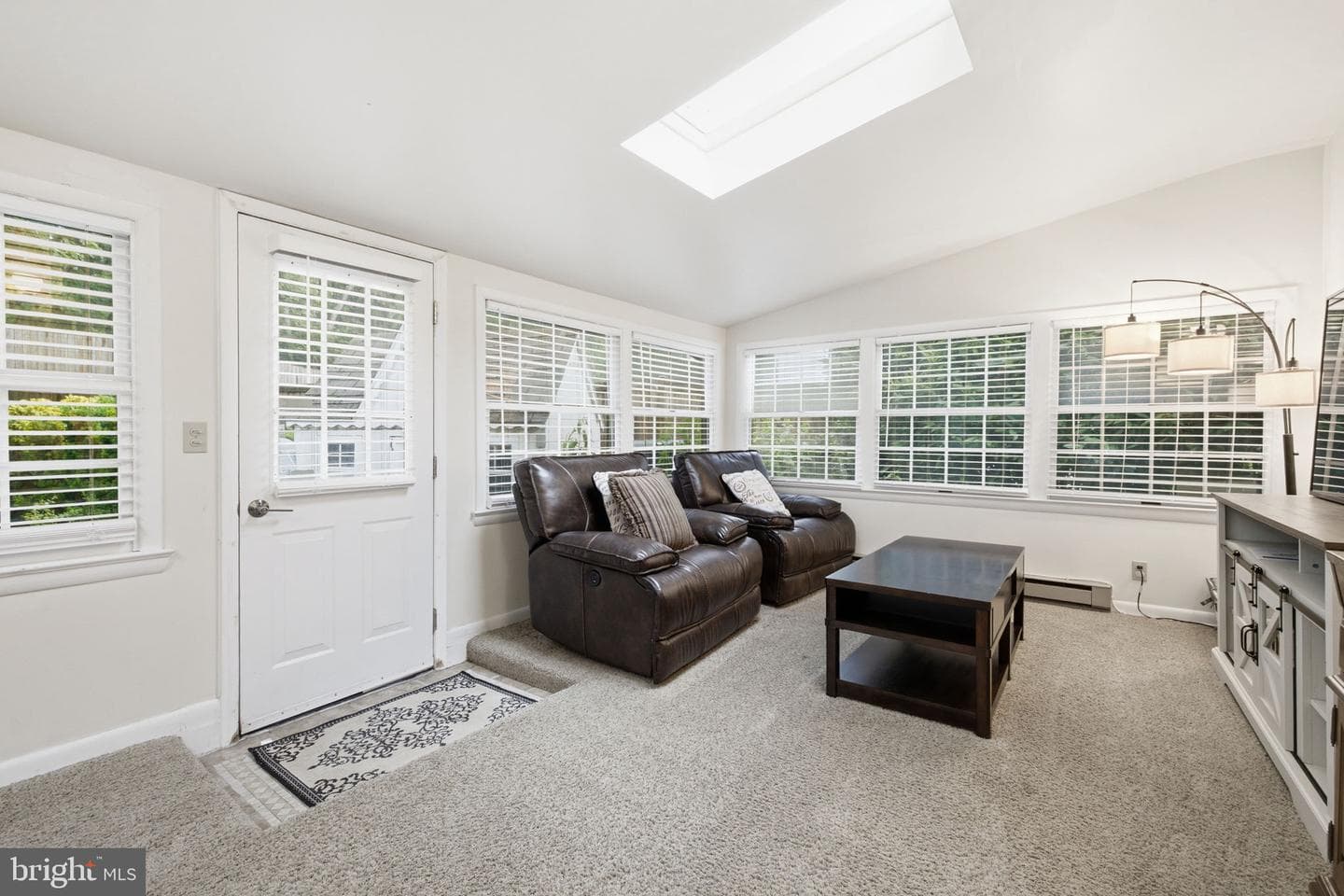 11937 Bayswater Road photo 25