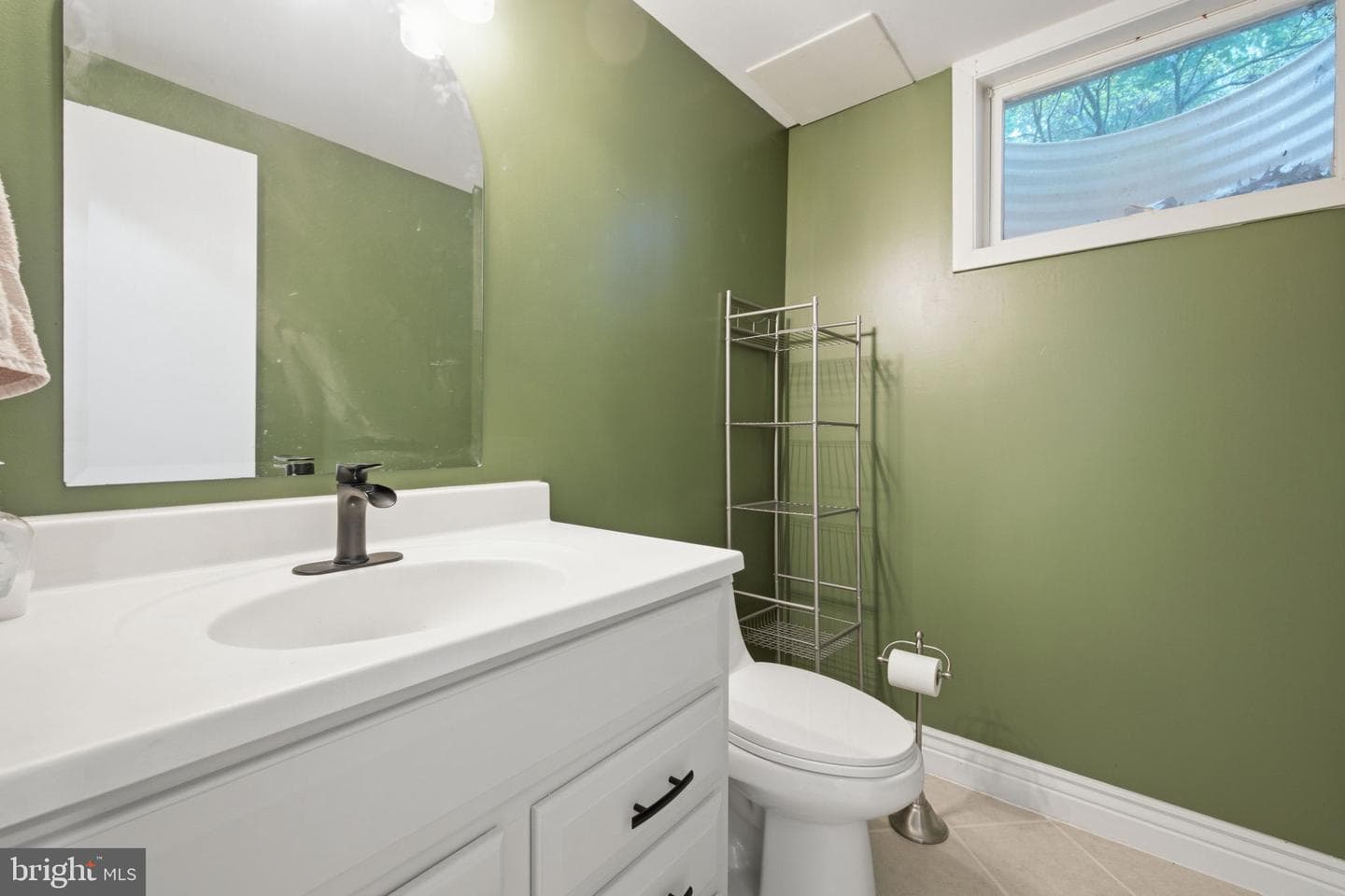 11937 Bayswater Road photo 38