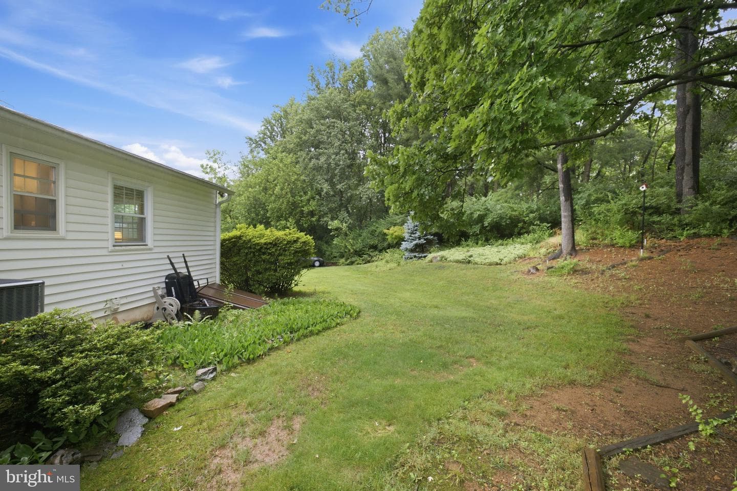 11937 Bayswater Road photo 44
