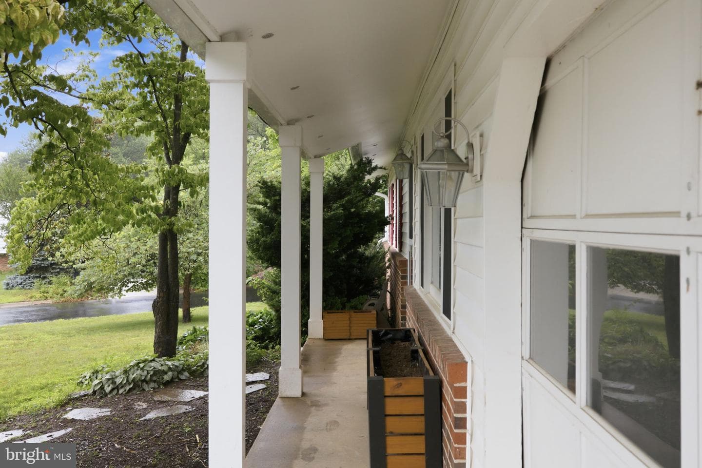 11937 Bayswater Road photo 5