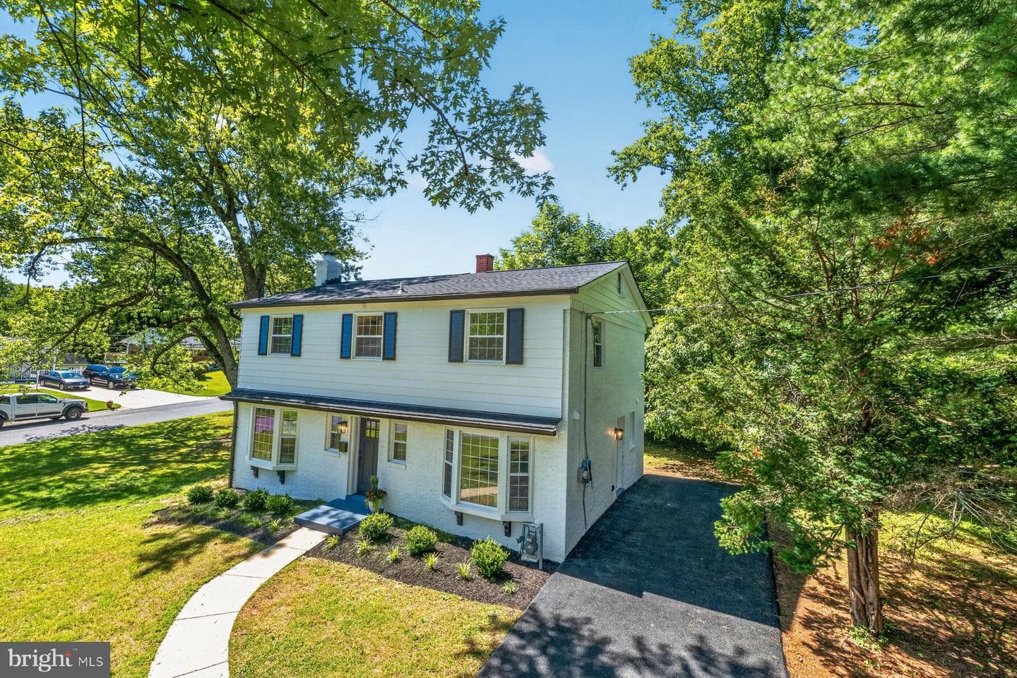 2610 Silverdale Drive photo 44