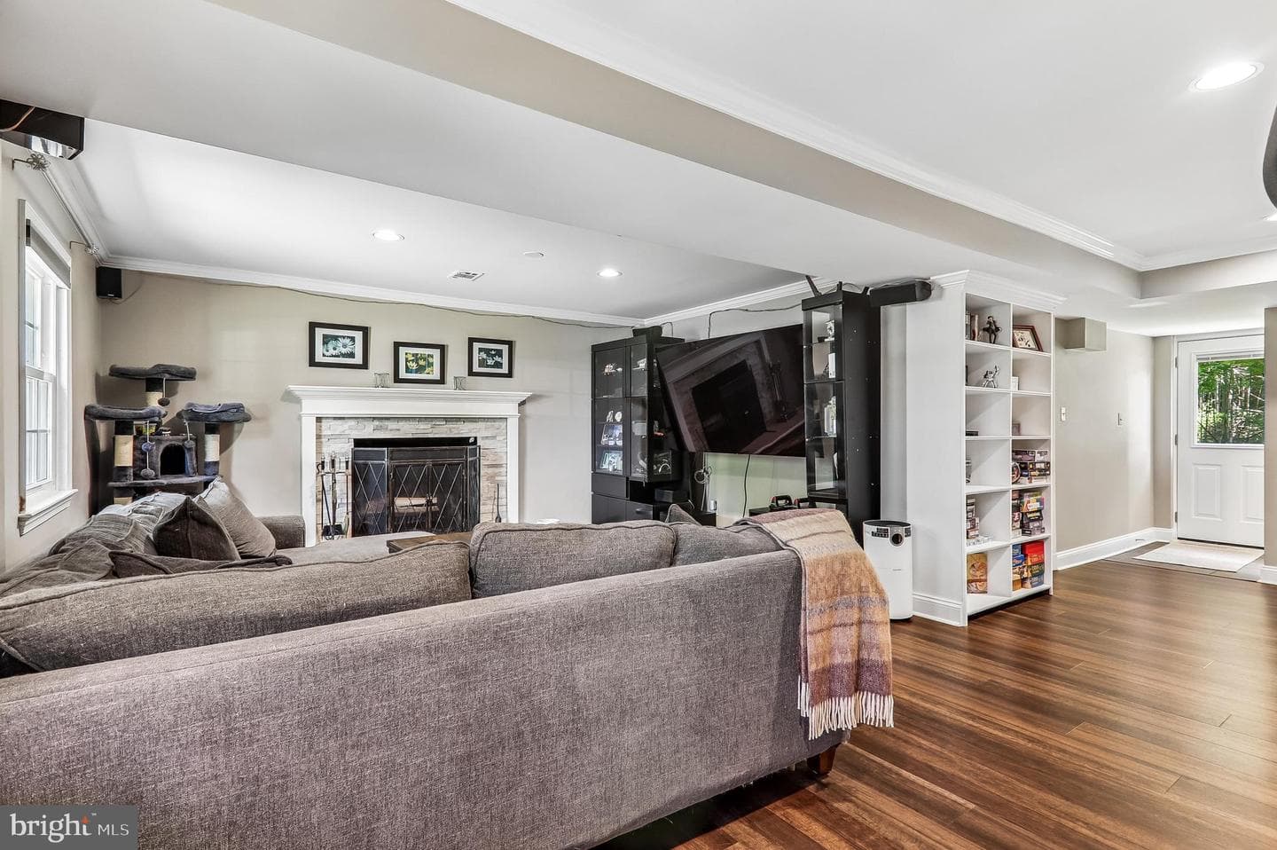 1002 Devere Drive photo 27