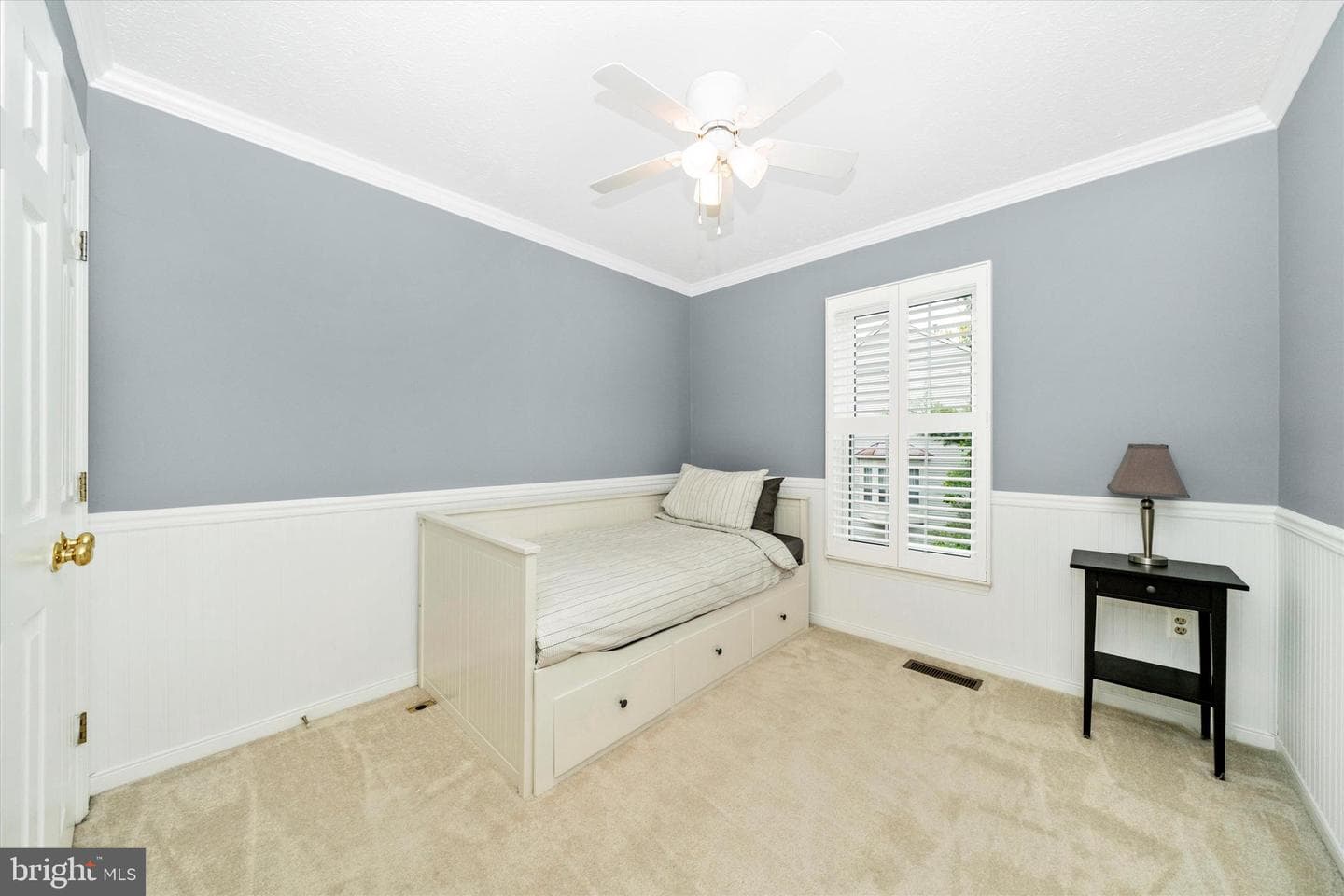 18637 Clovercrest Circle photo 24