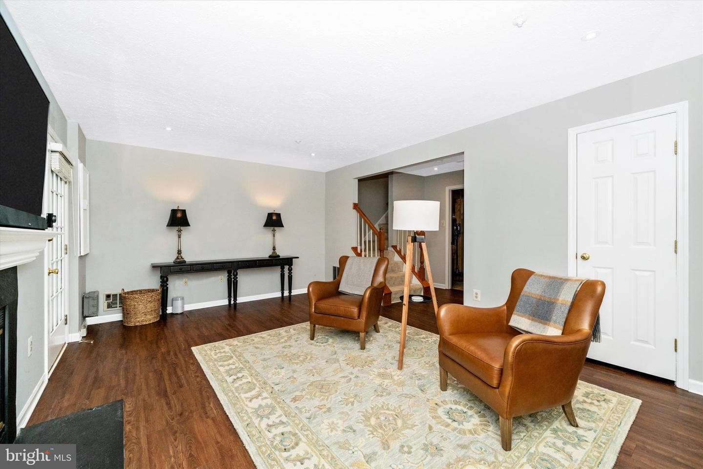 18637 Clovercrest Circle photo 32