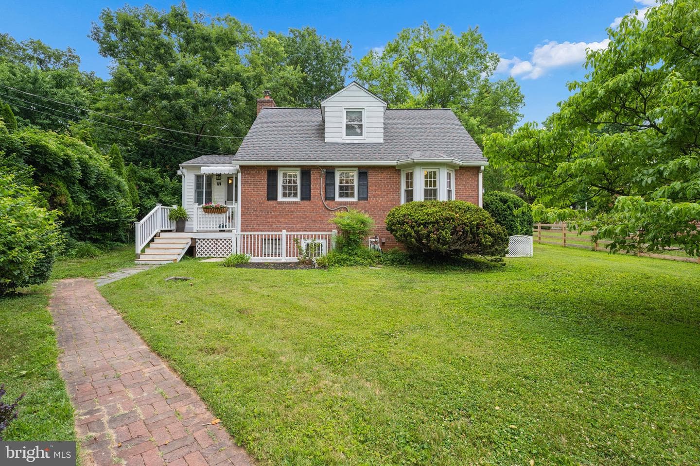 124 Chestnut Avenue photo 49