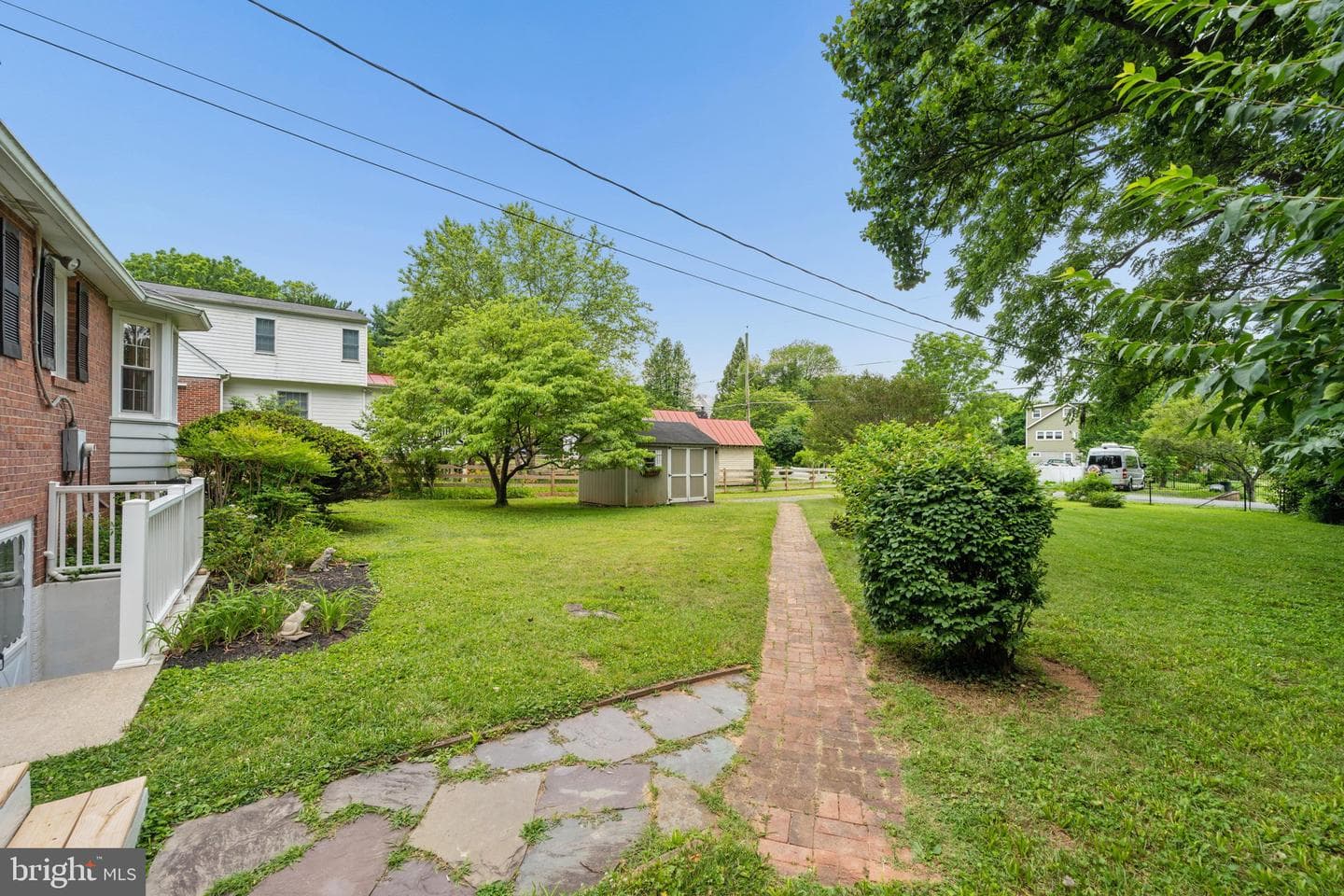 124 Chestnut Avenue photo 50