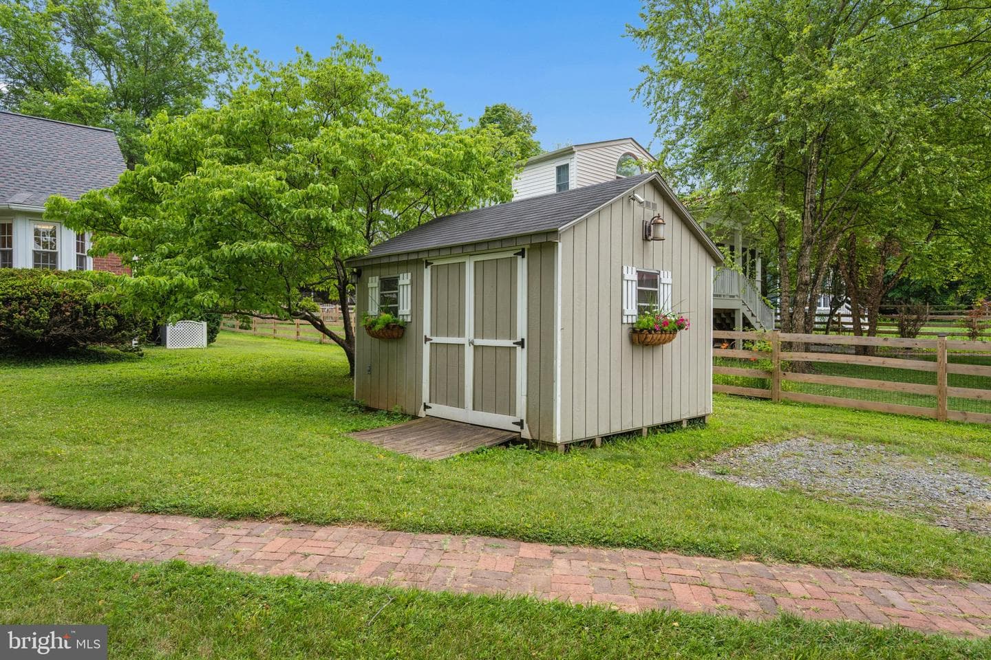 124 Chestnut Avenue photo 54