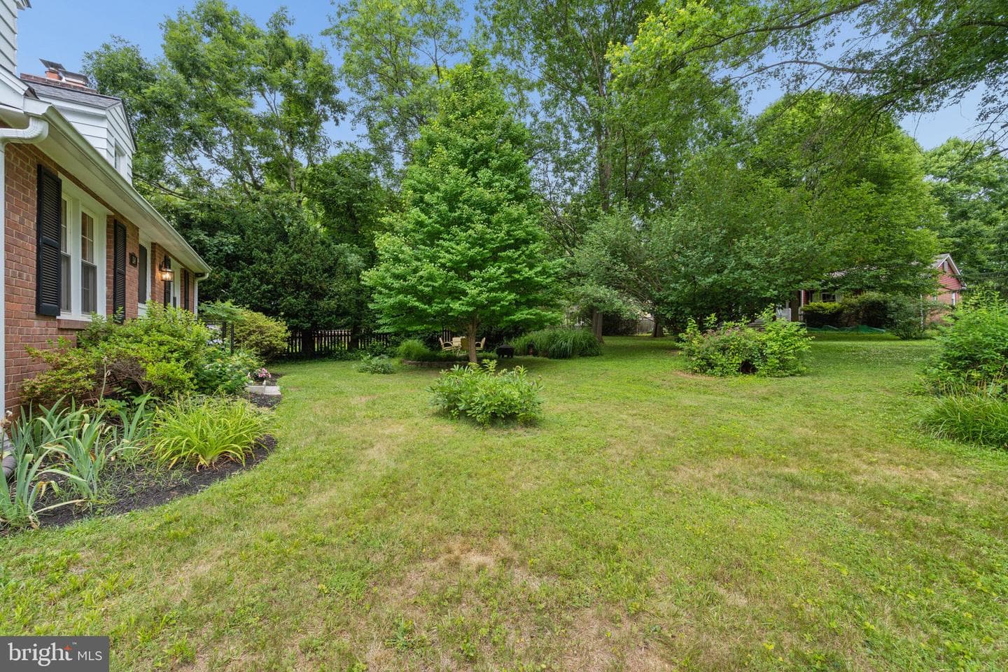 124 Chestnut Avenue photo 66