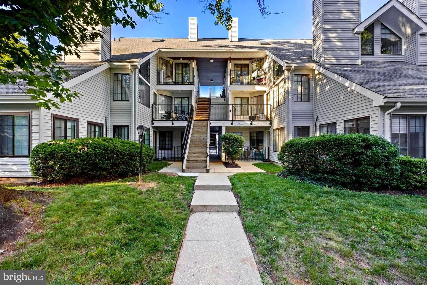 1611 Carriage House Terrace #1611-F photo 14