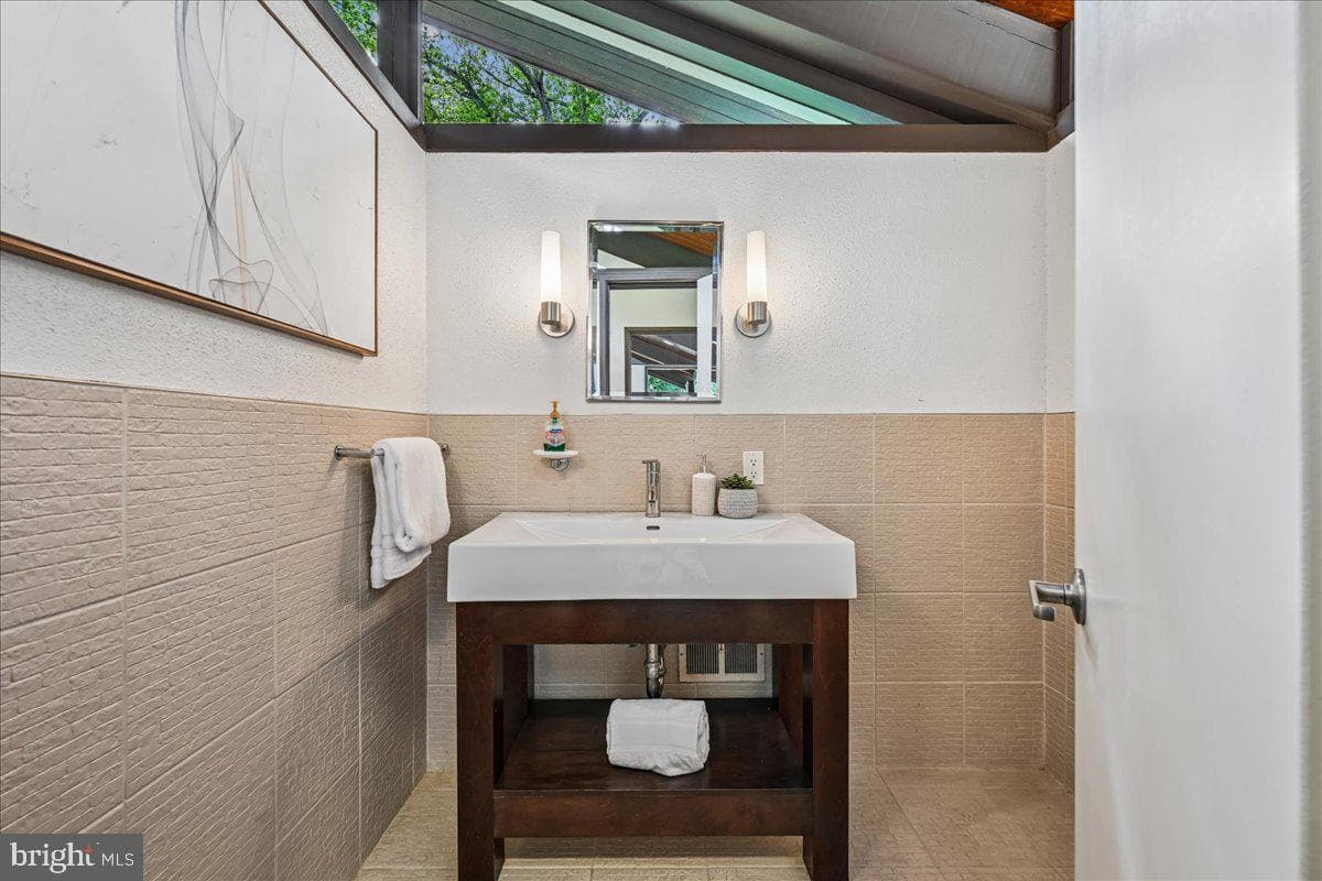 6620 Fernwood Court photo 41