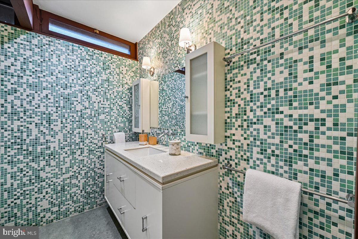 6620 Fernwood Court photo 65