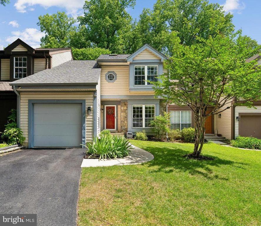 25 Tivoli Lake Court, Silver Spring