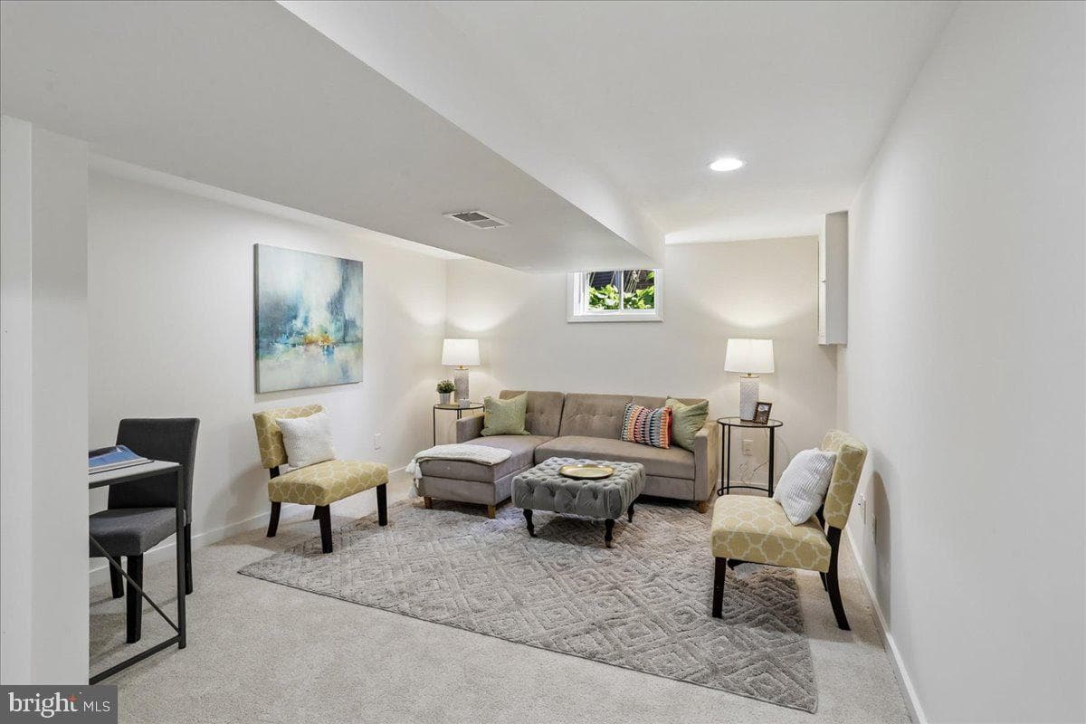 3515 Kayson Street photo 35