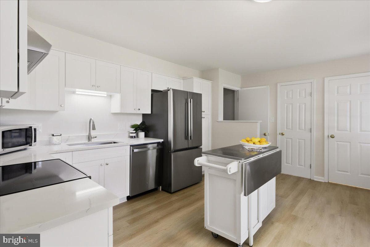 3515 Kayson Street photo 9