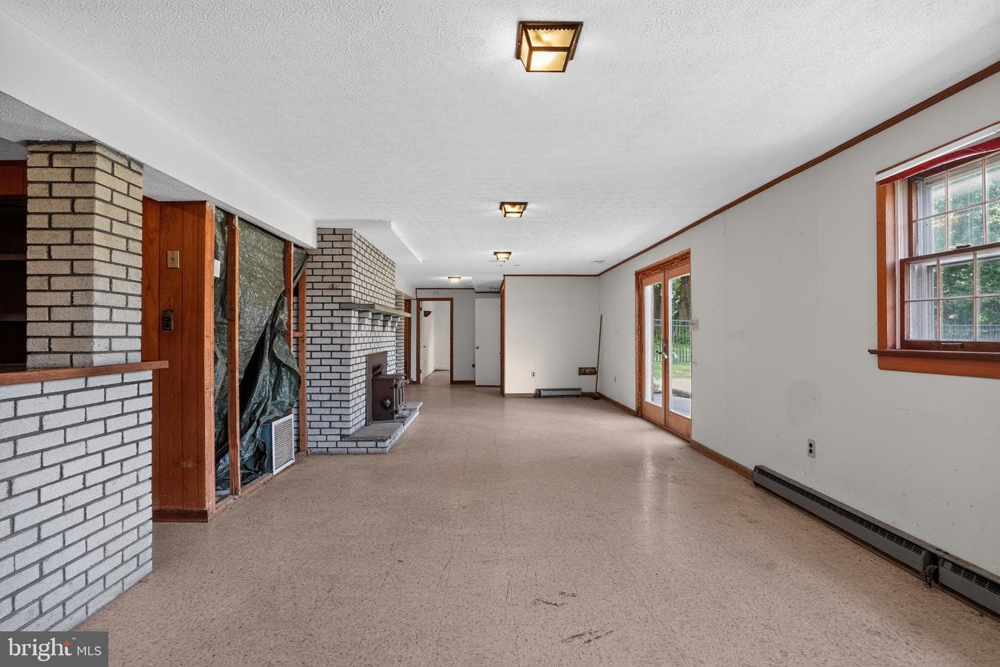 22300 Peach Tree Road photo 38