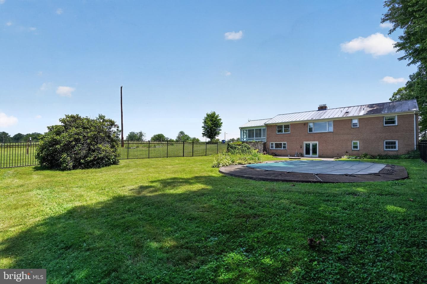 22300 Peach Tree Road photo 7