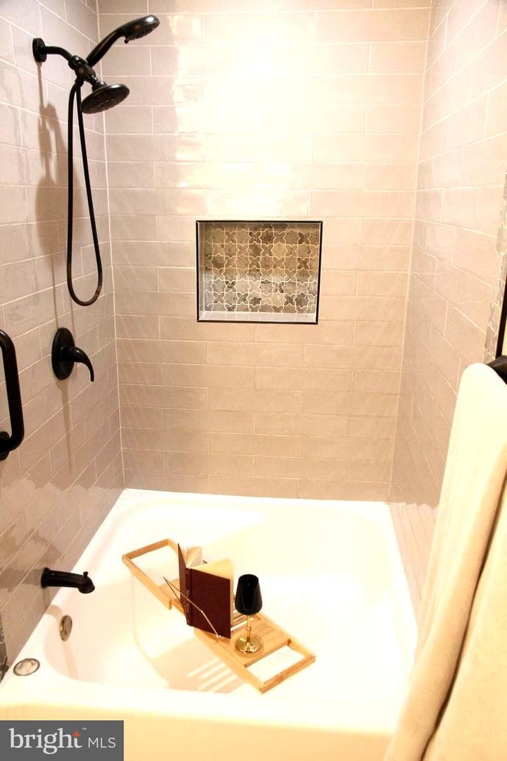 1018 Mcceney Avenue photo 28
