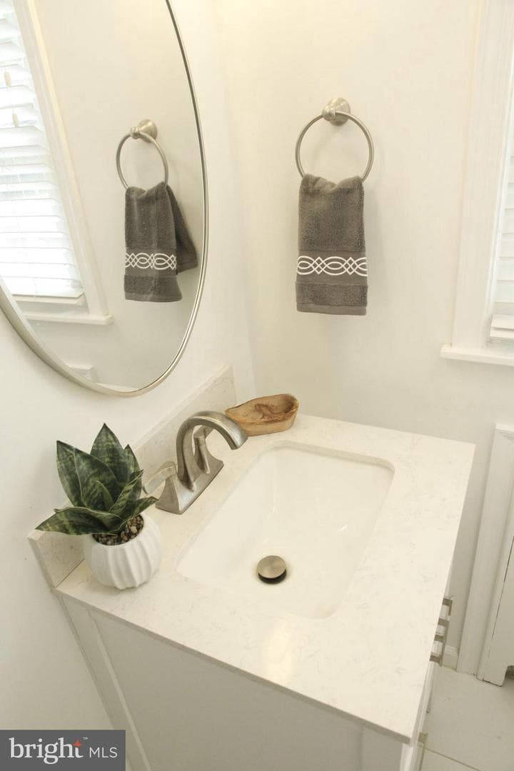1018 Mcceney Avenue photo 33