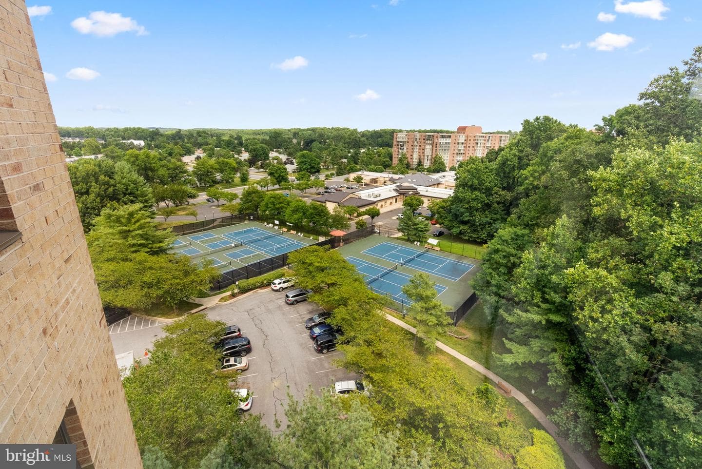 14805 Pennfield Circle #304 photo 33