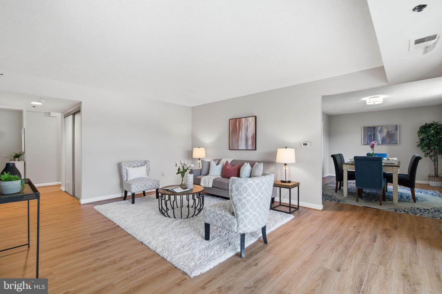 14805 Pennfield Circle #304 photo 8