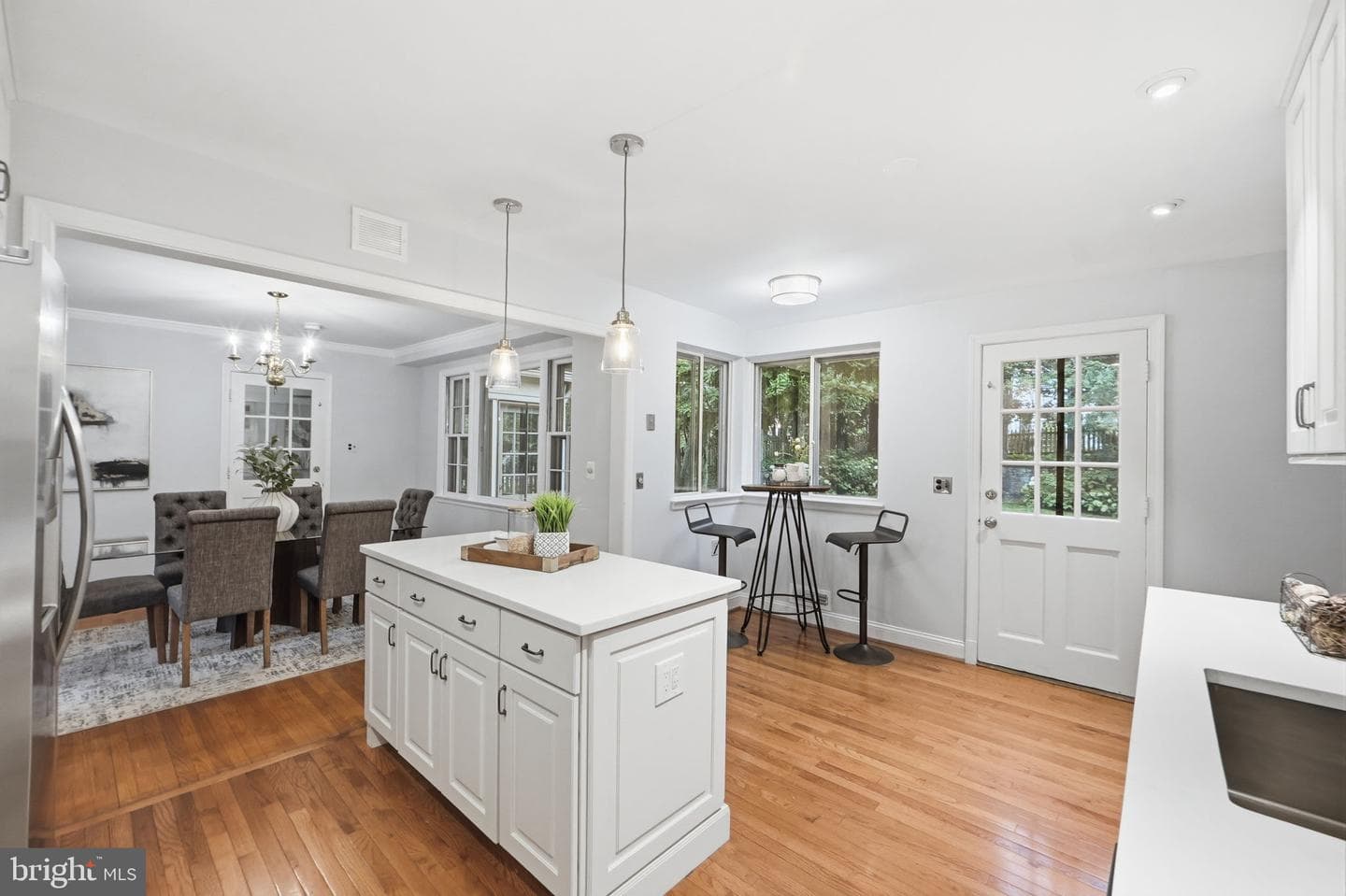 5910 Overlea Road photo 15