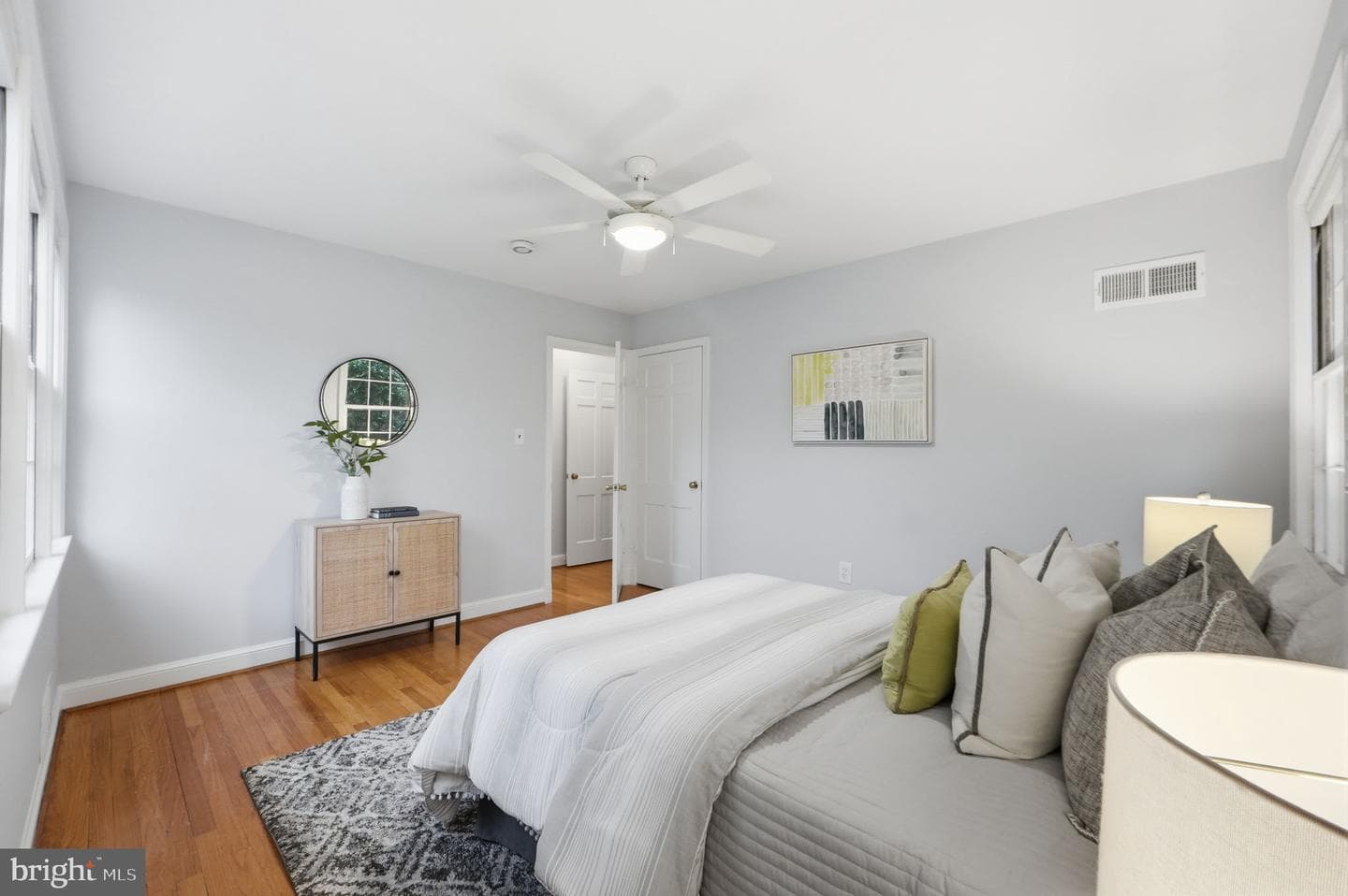 5910 Overlea Road photo 26