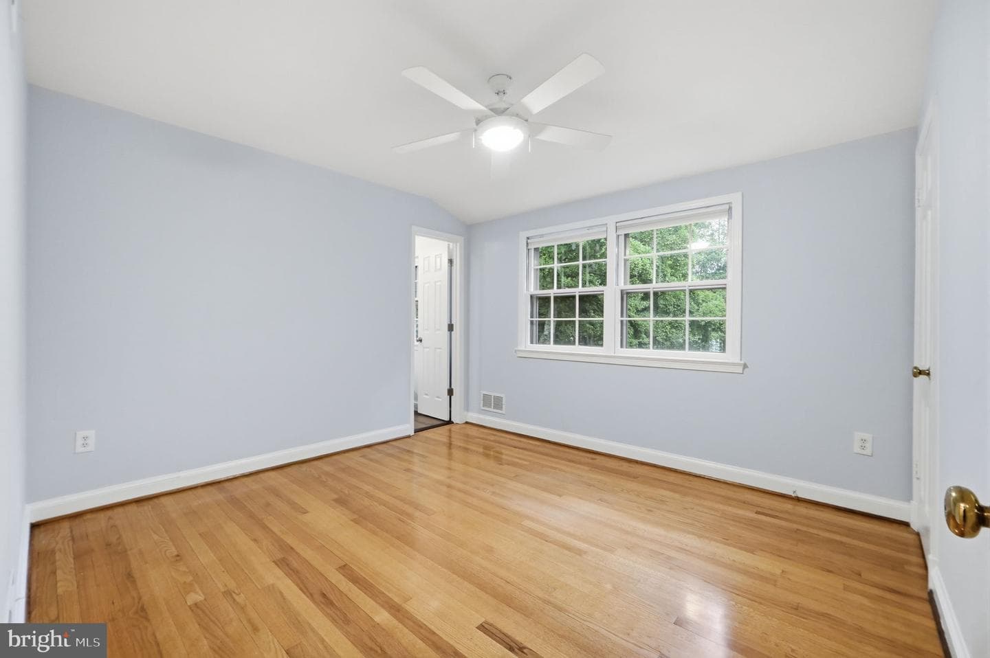 5910 Overlea Road photo 35