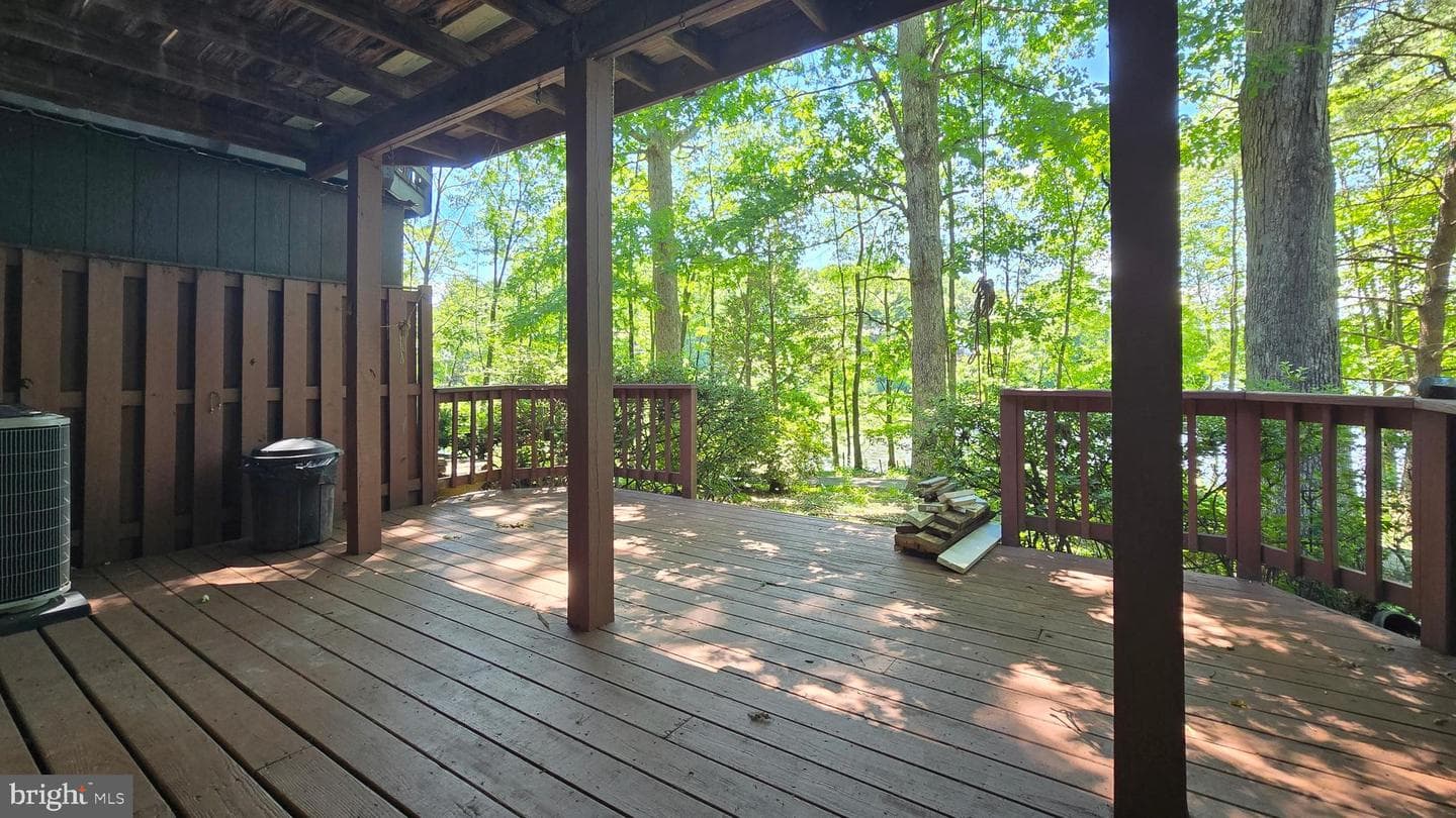 13326 Waterside Circle photo 34