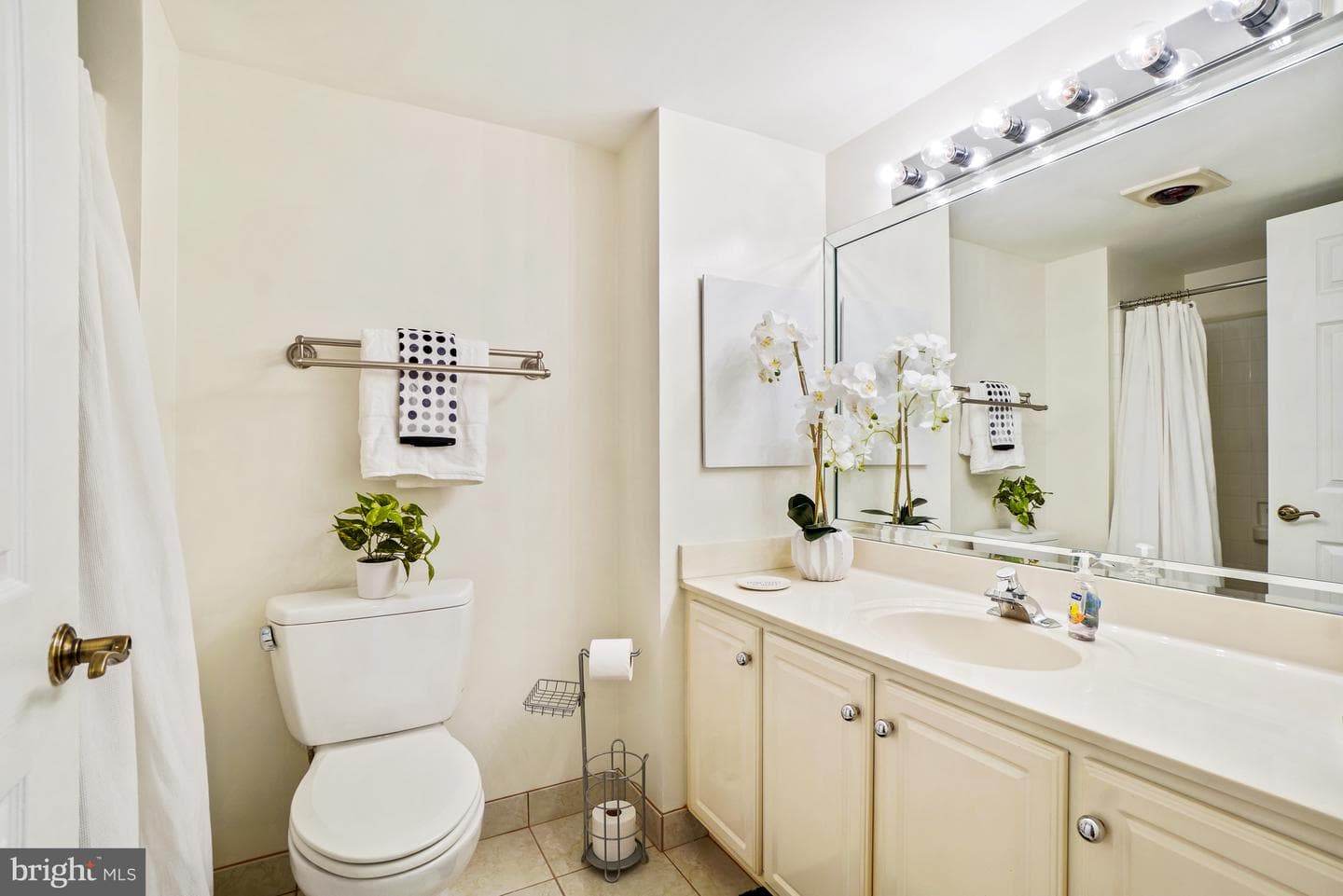 14805 Pennfield Circle #206 photo 27
