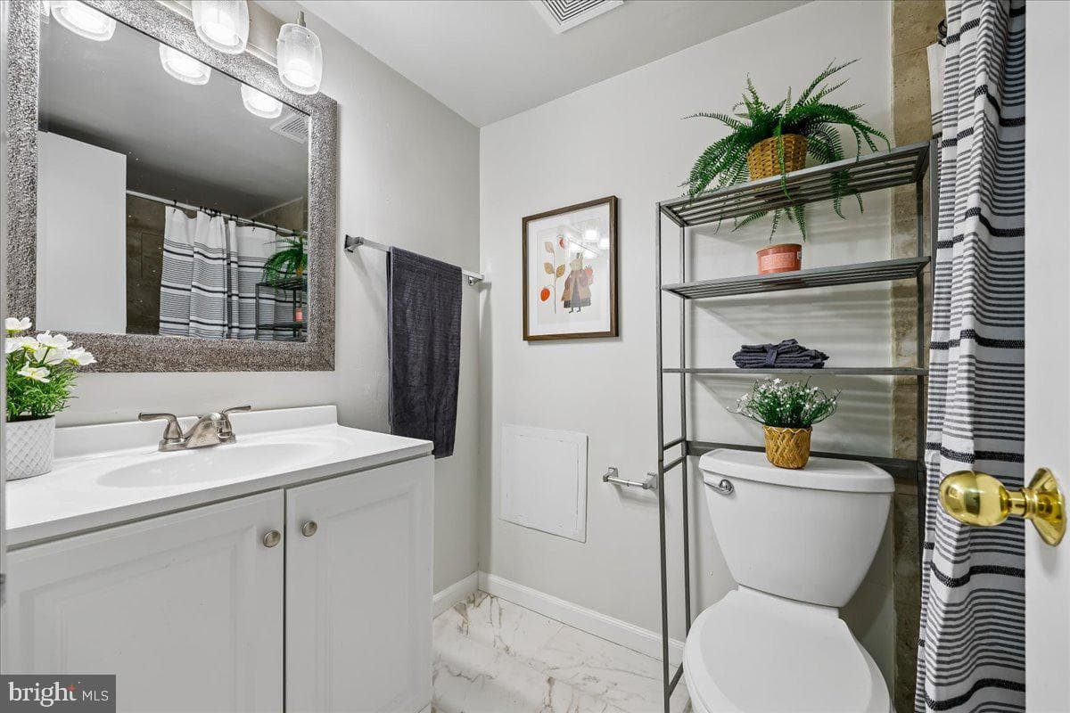 740 Quince Orchard Boulevard #102 photo 17