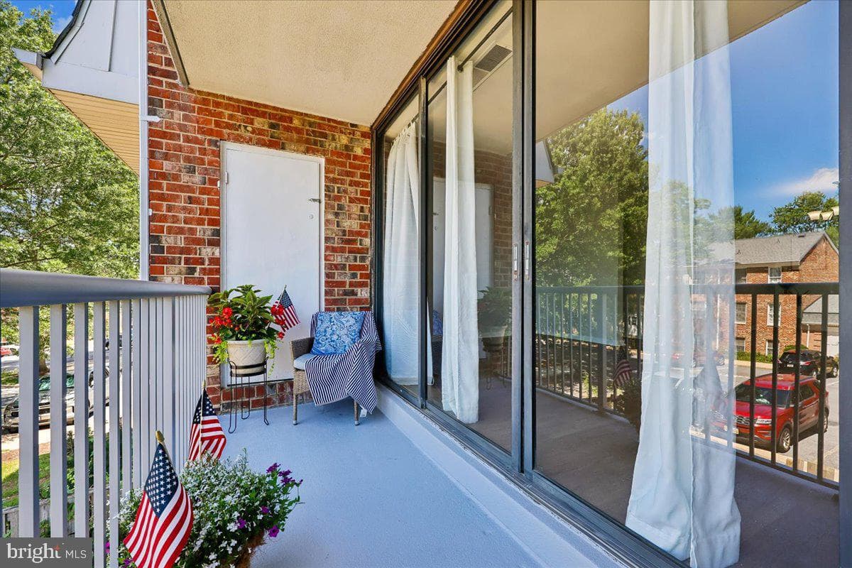 740 Quince Orchard Boulevard #102 photo 29