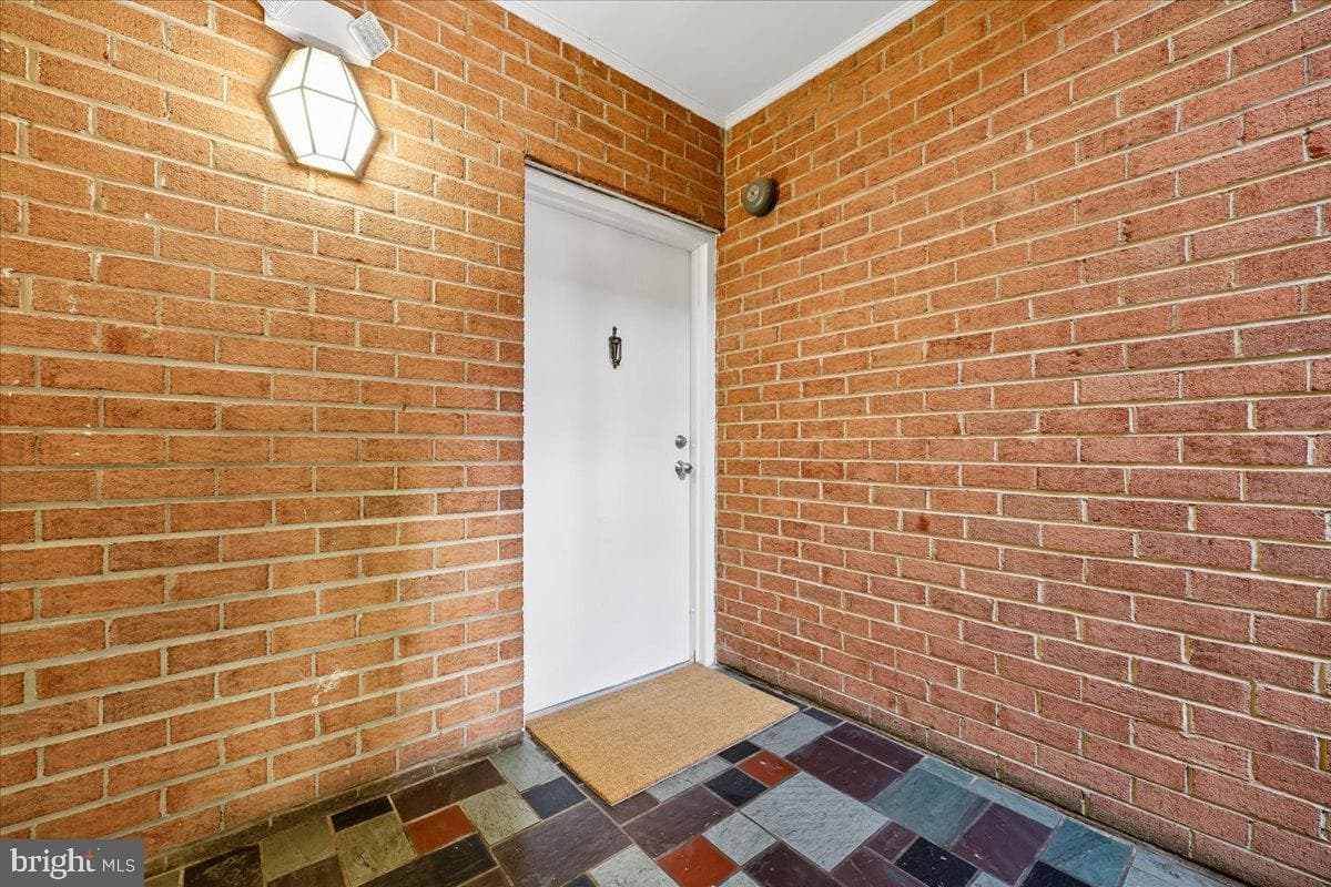 740 Quince Orchard Boulevard #102 photo 3