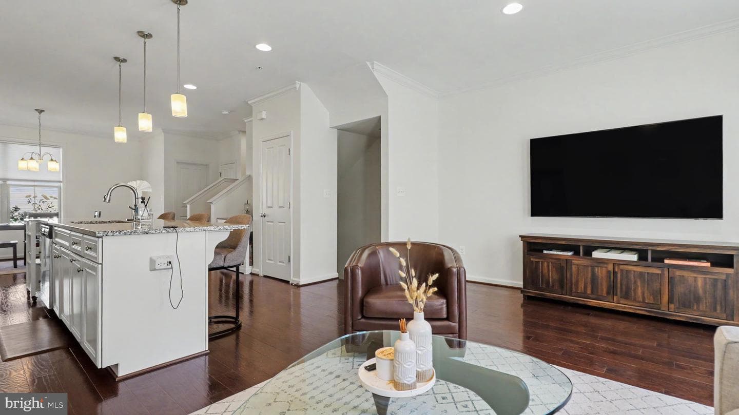 13813 Byrne Park Drive photo 20