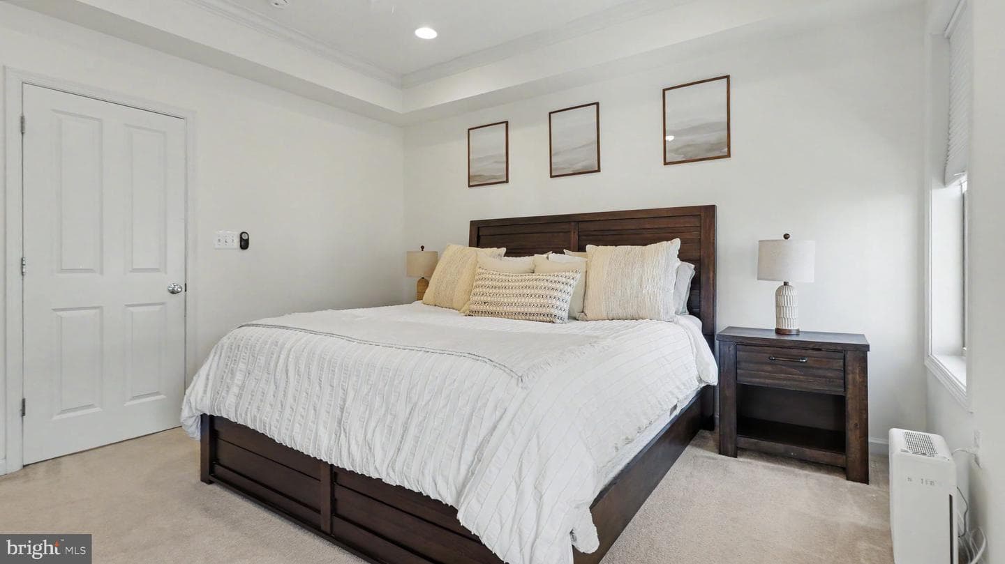 13813 Byrne Park Drive photo 29