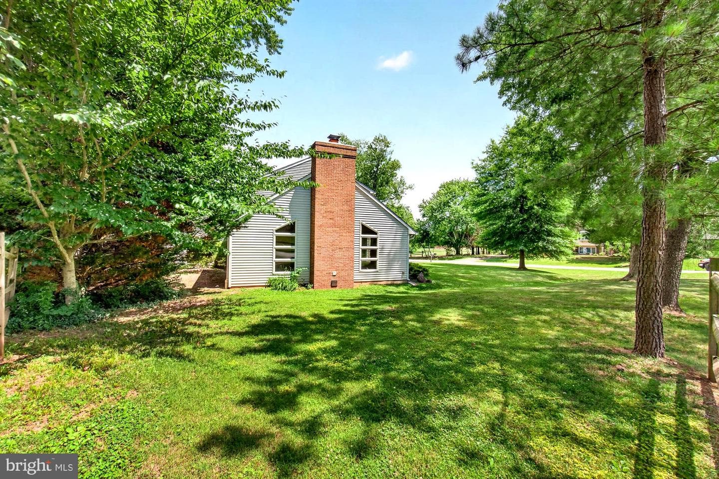 19613 Bodmer Avenue photo 6
