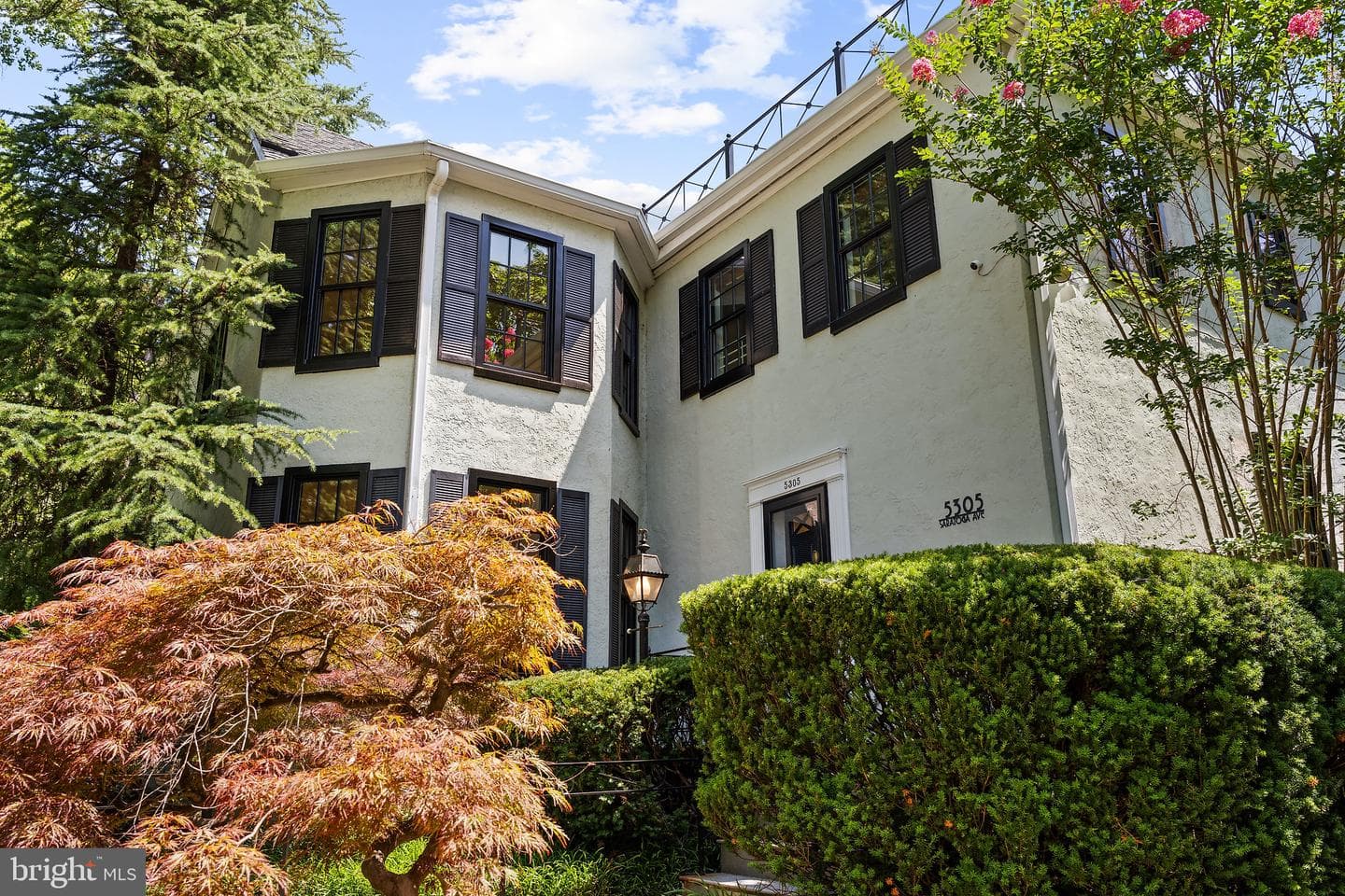 5305 Saratoga Avenue, Chevy Chase