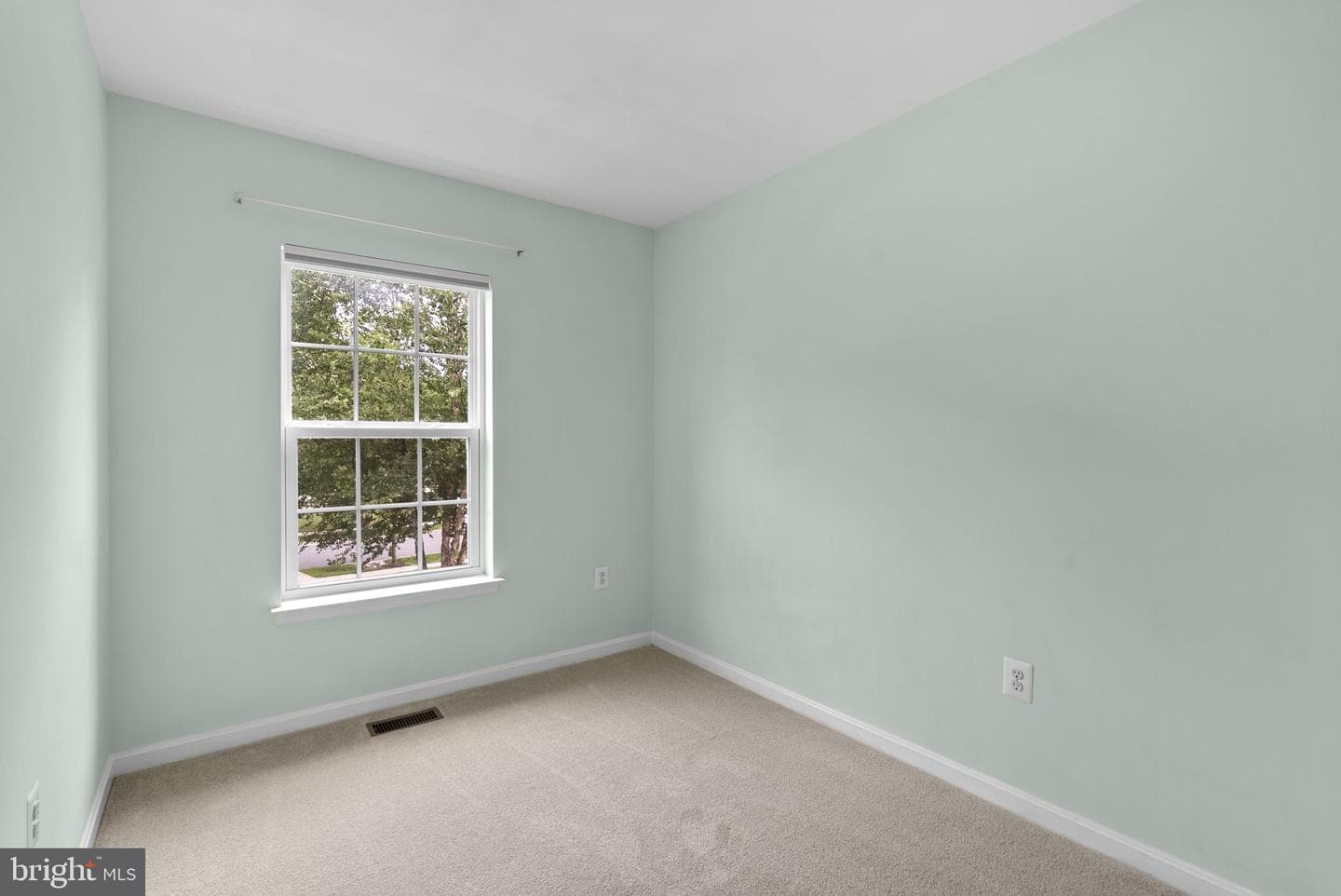 18267 Hickory Meadow Drive photo 26