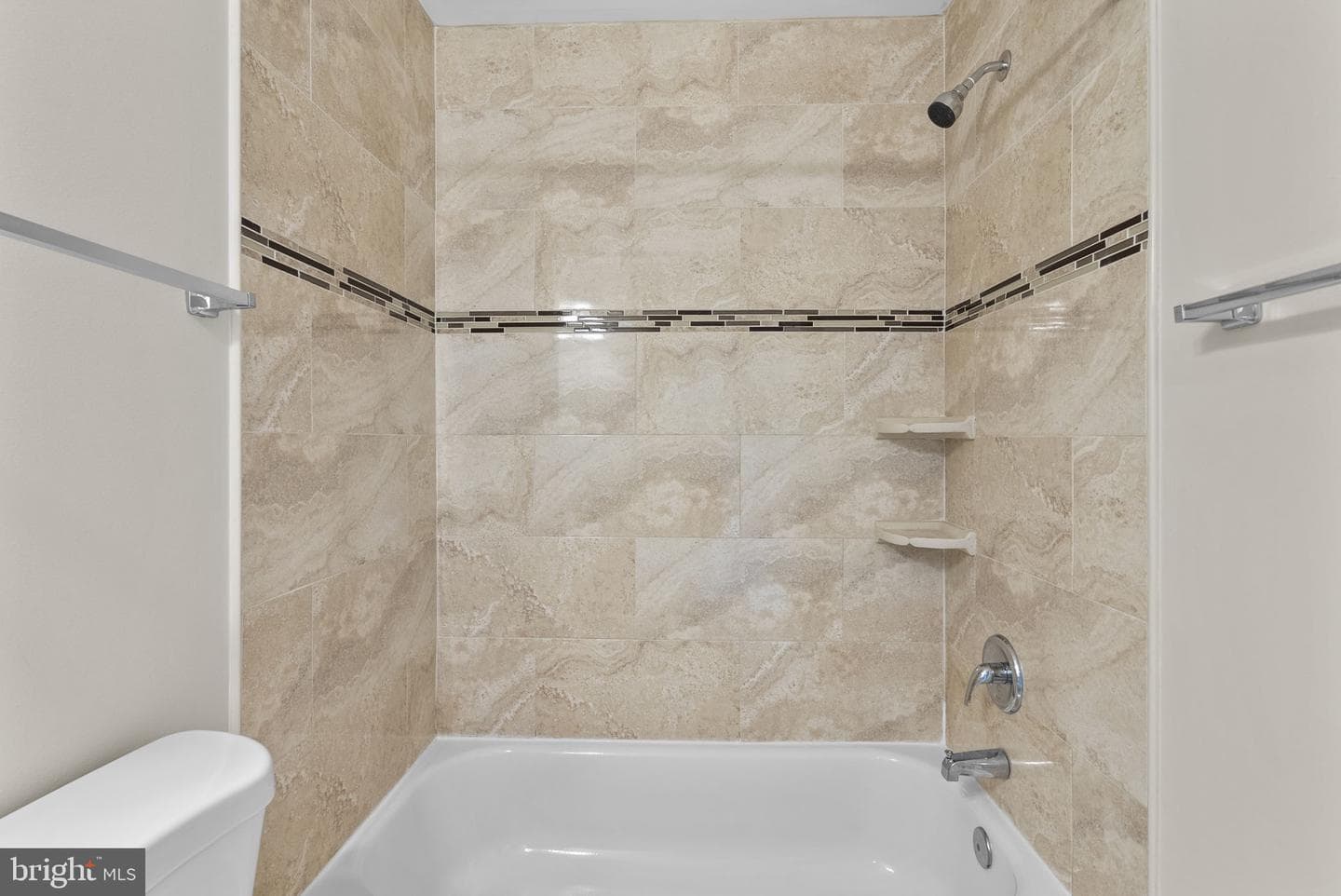 18267 Hickory Meadow Drive photo 29