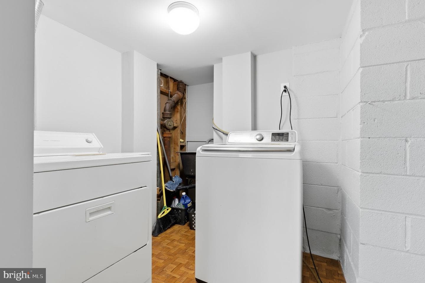 3421 Canberra Street photo 20