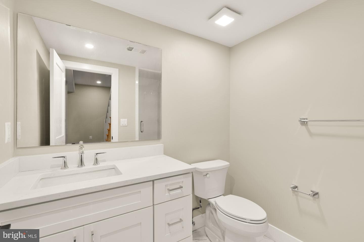 10700 Alloway Drive photo 56