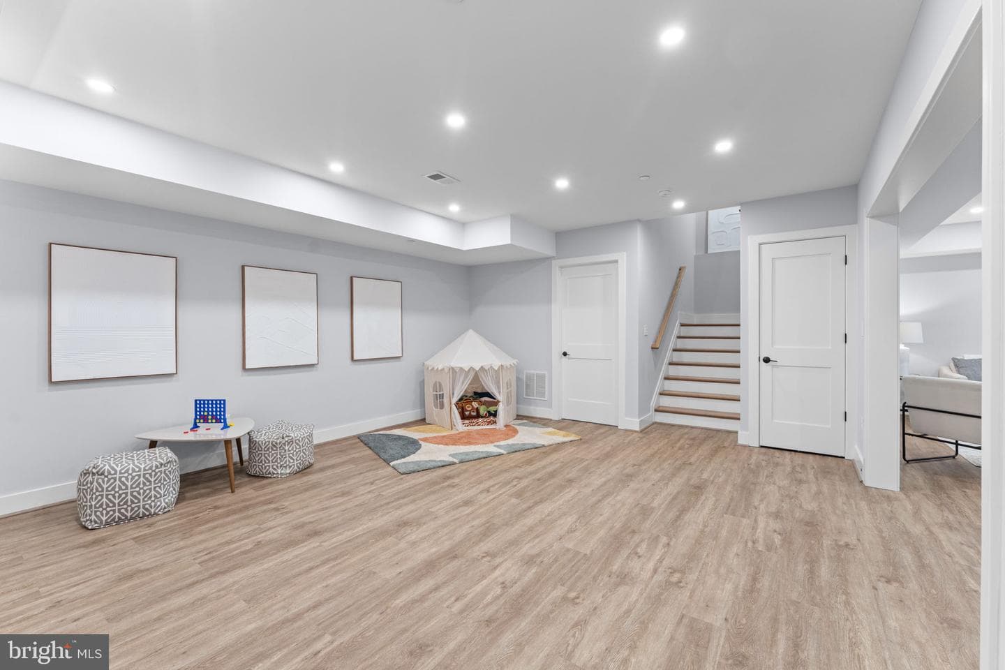 8104 Woodhaven Boulevard photo 55