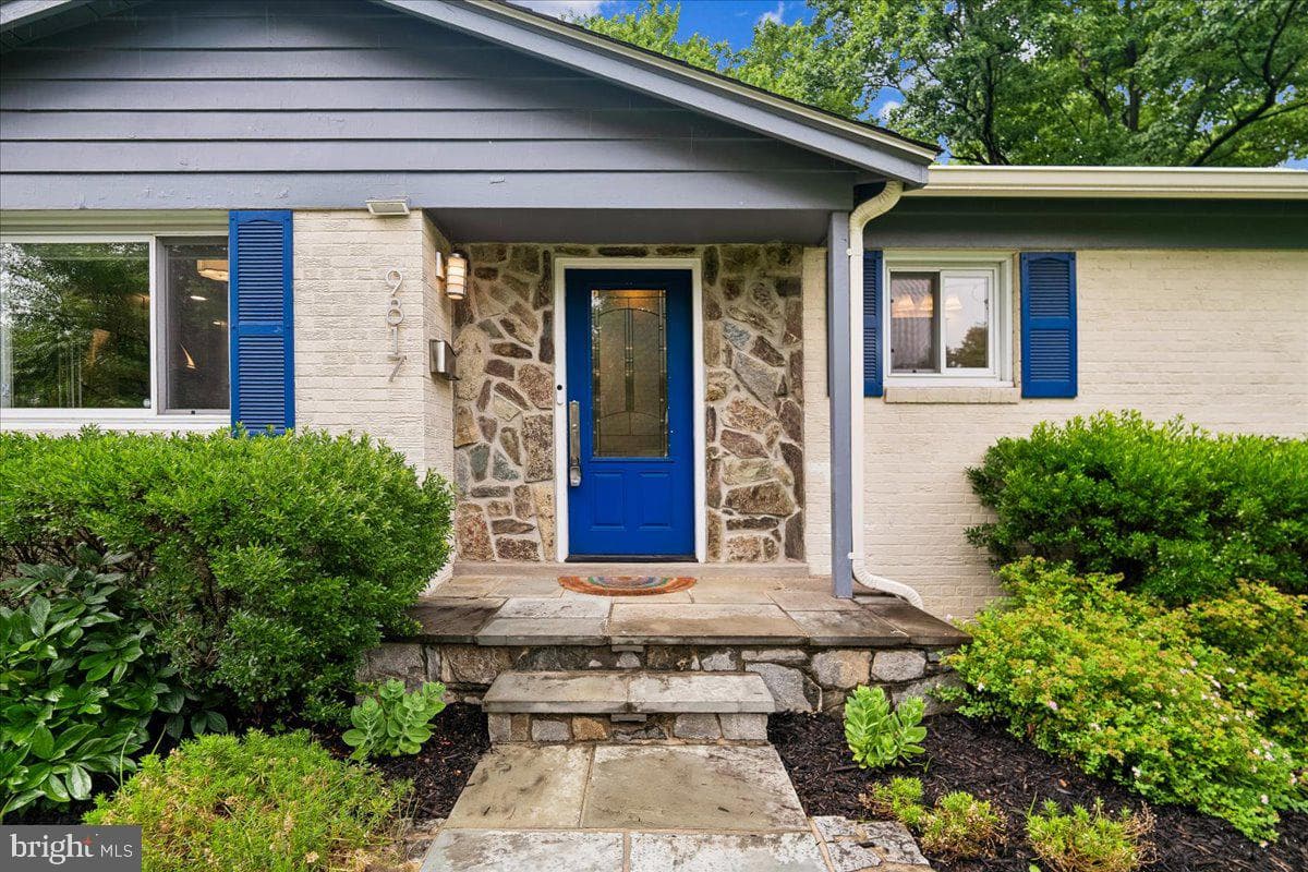 9817 Cherry Tree Lane, Silver Spring