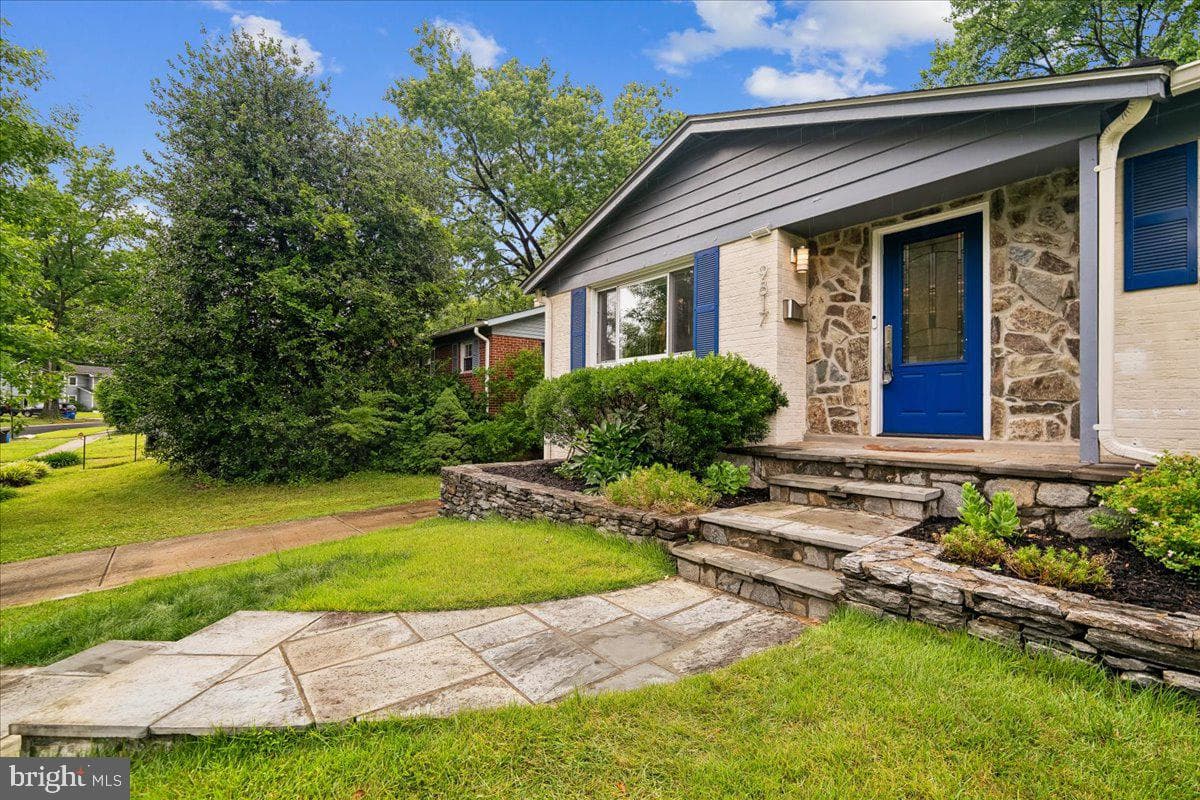 9817 Cherry Tree Lane photo 49