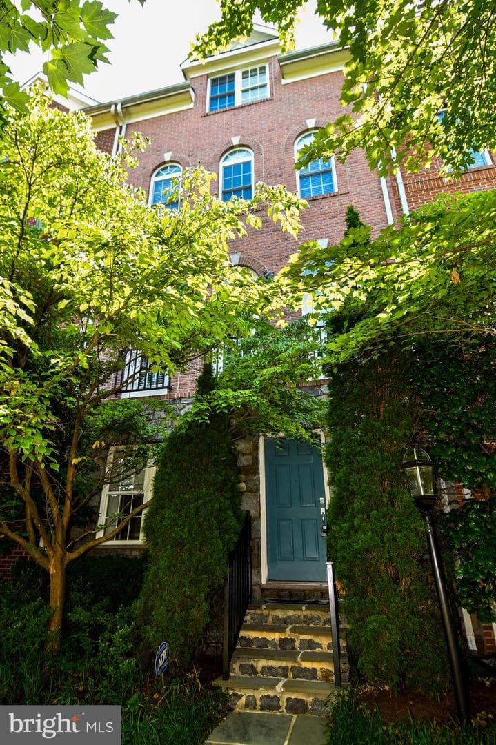 589 Cedar Spring St, Gaithersburg