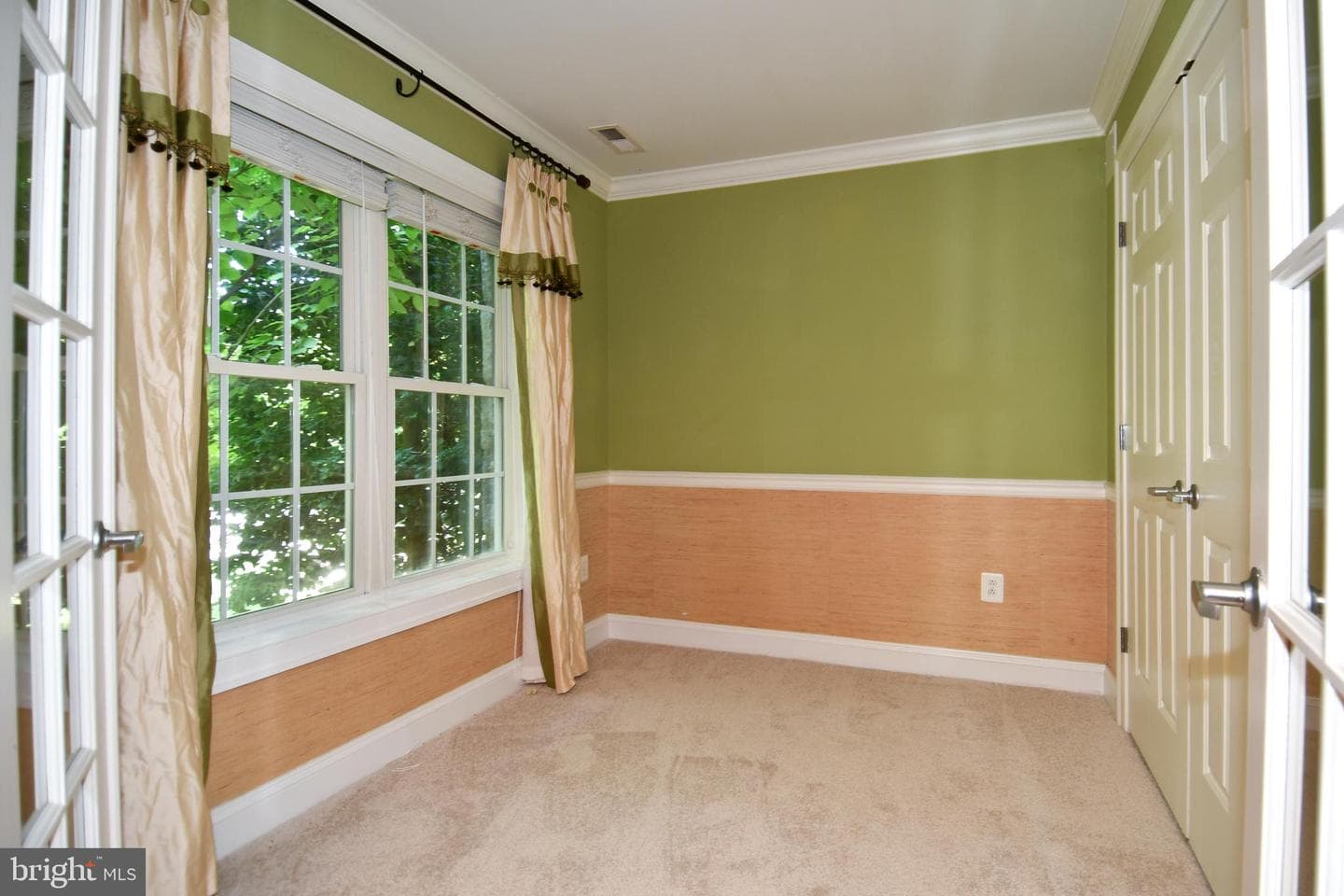 589 Cedar Spring Street photo 35