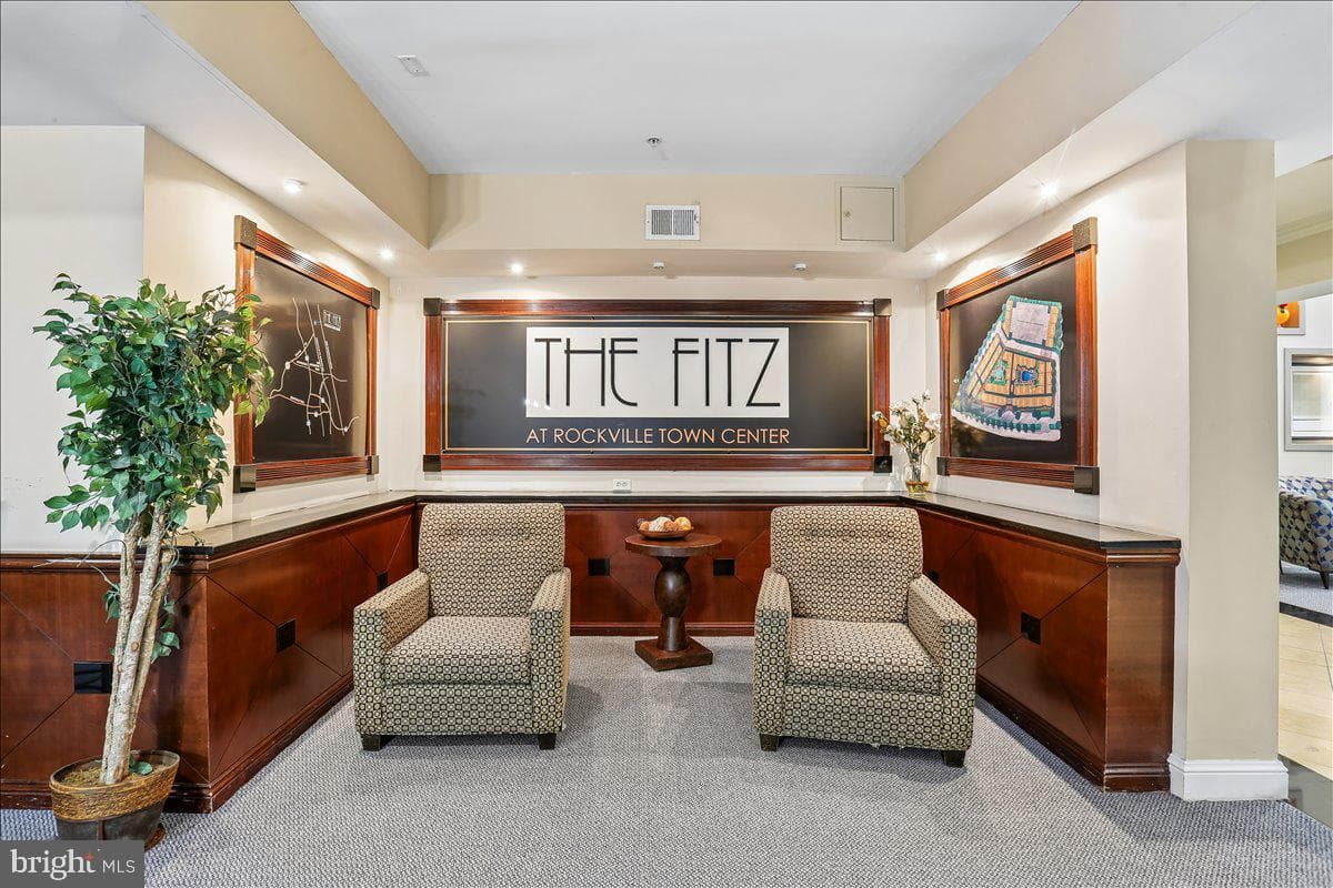 501 Hungerford Drive #105 photo 31